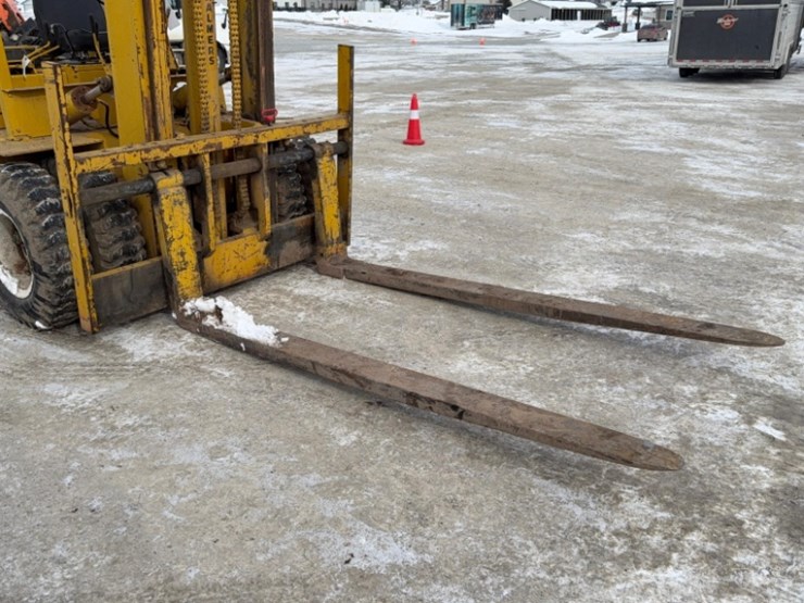 allis-chalmers-model-acp-120,-sn#-bcbo1181-gas-forklift-6665hrs-12,000lb-capacity-96"-forks-image-10