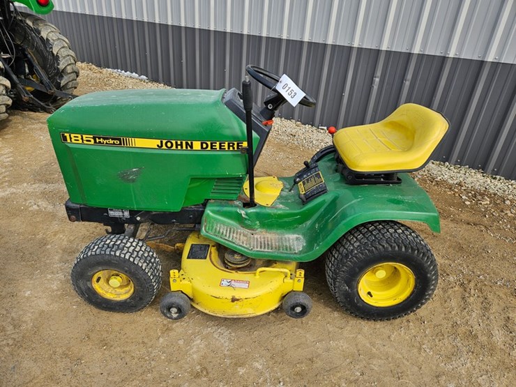 john-deere-185-image-23