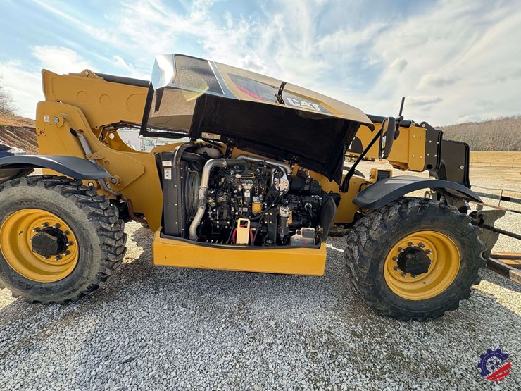 2019-caterpillar-tl642d-image-38