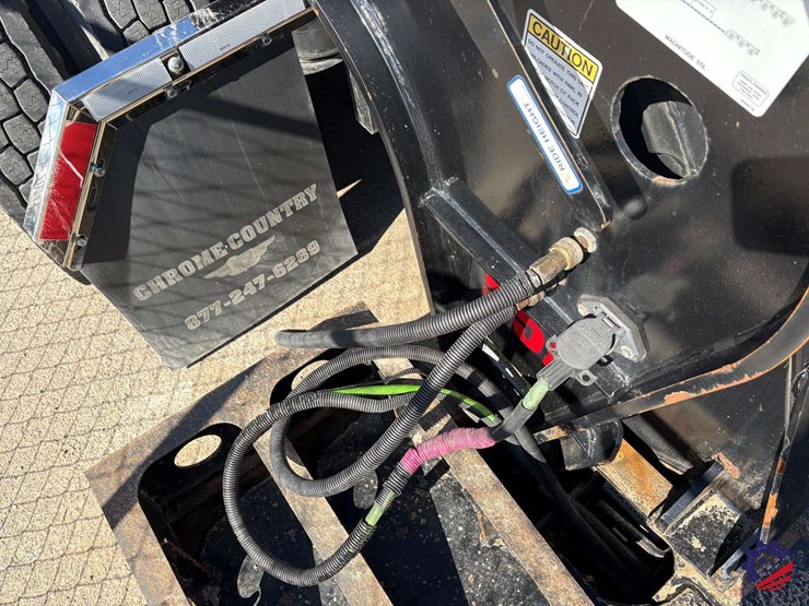 2023-fontaine-lowboy-image-66