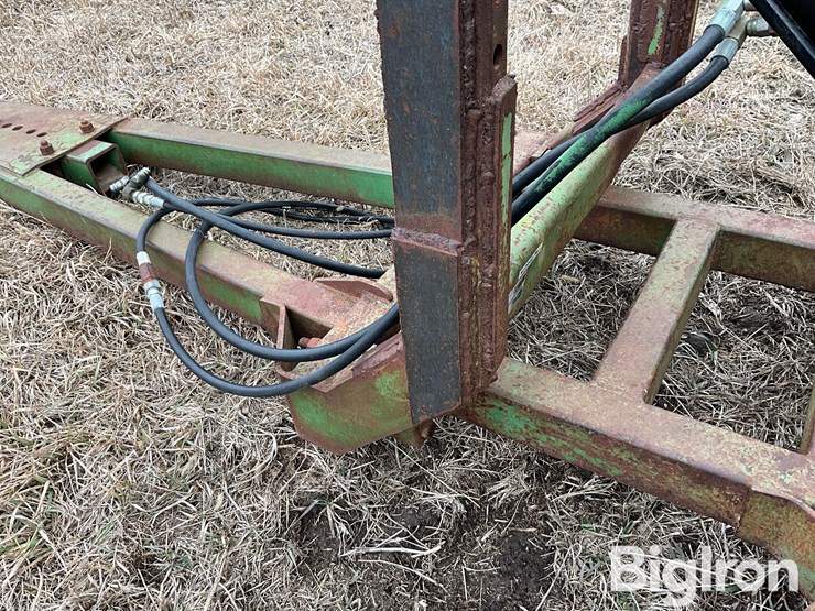 john-deere-534-image-15