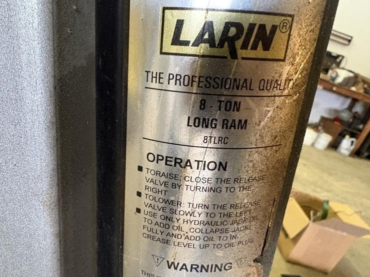 larin-2-ton-cherry-picker-hoist-image-4