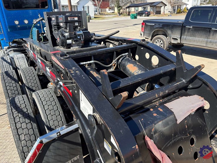 2023-fontaine-lowboy-image-61