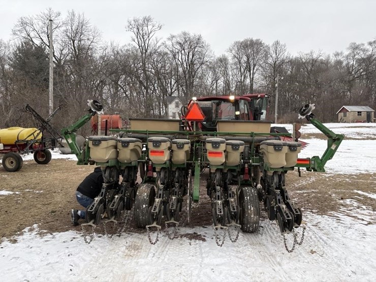 great-plains-yp425a-image-4