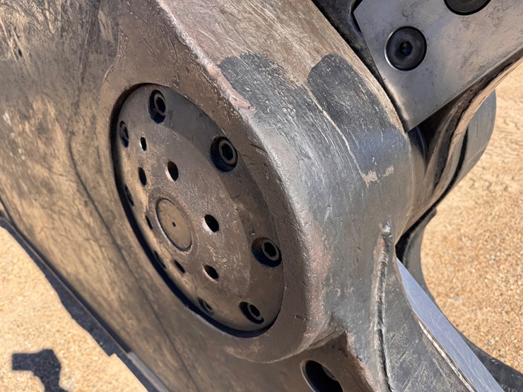 #2760-•-2018-shearcore-fortress-sf75r-rotating-shear-image-14