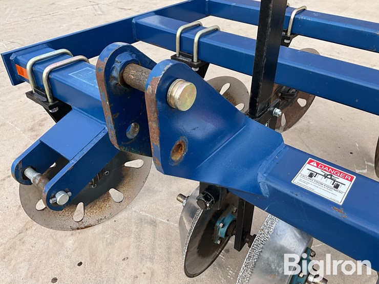 blu-jet-track-master-image-9