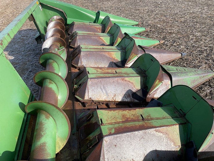 john-deere-630-image-5