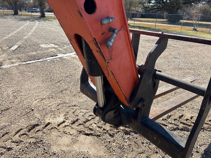 2008-jlg-g9-43a-image-9