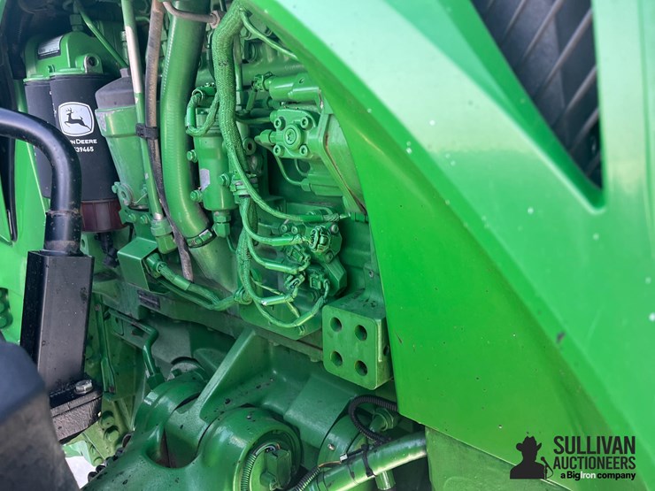 2012-john-deere-8310r-image-17