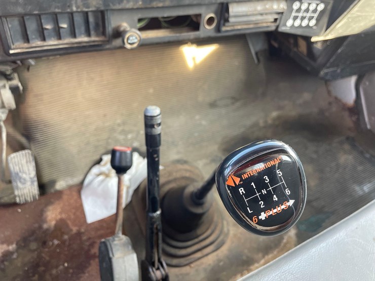 2000-case-ih-4700-image-14