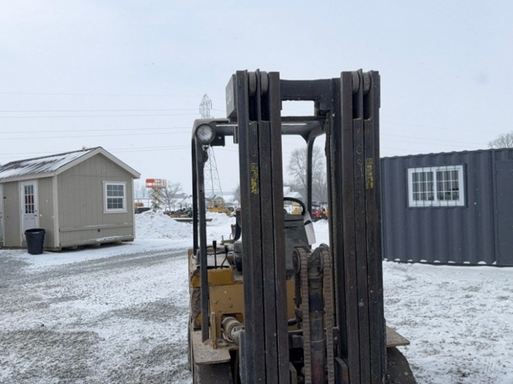 caterpillar-v50d-image-5