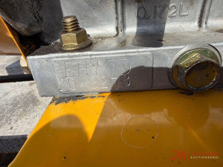 robin-eh17-portable-generator-image-10