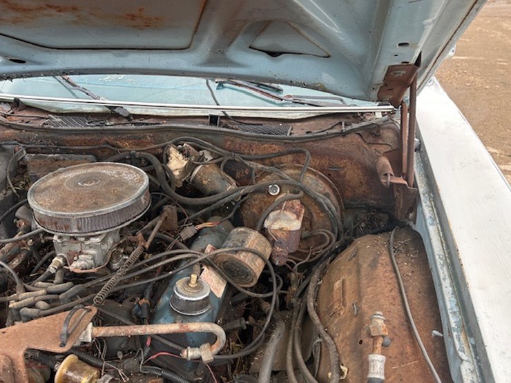 #22600-•-1978-ford-thunderbird-|-for-parts-&-repairs-only-image-39