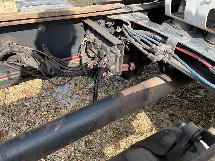 2006-caterpillar-c7-image-19