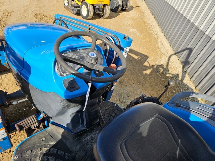 #165-•-new-holland-1630t-tractor-&-7308-loader-image-22