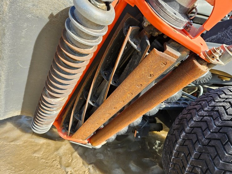 #166-•-jacobsen-lf550-fairway-mower-image-10