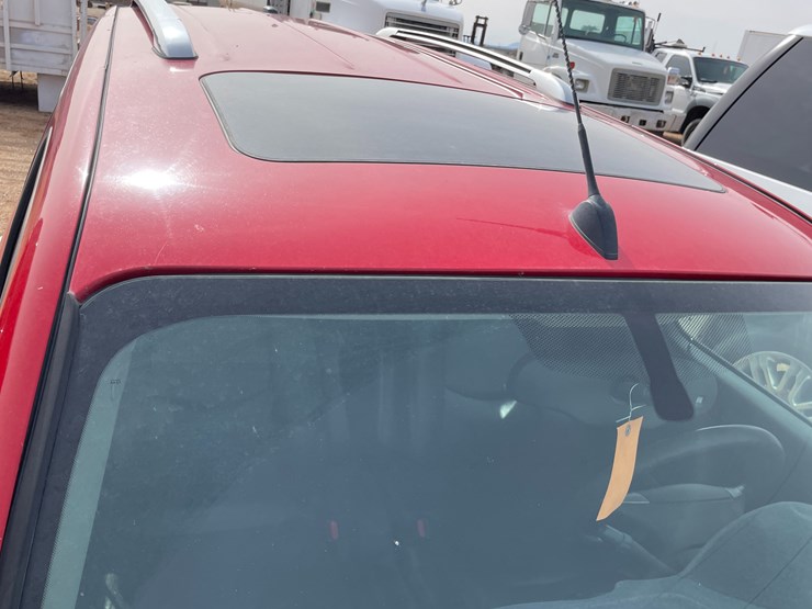 2011-chevrolet-hhr-image-25