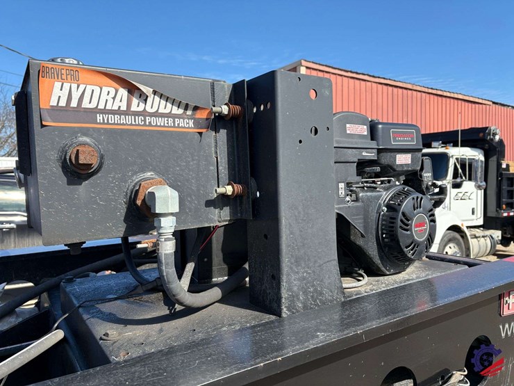 2023-fontaine-lowboy-image-4