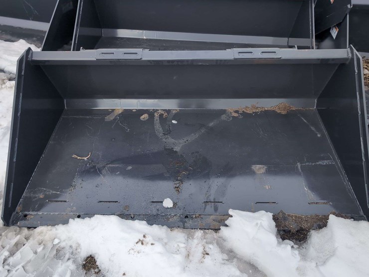(1)-wolverine-66"-skid-steer-track-duty-bucket-tdb-11-66w-image-2