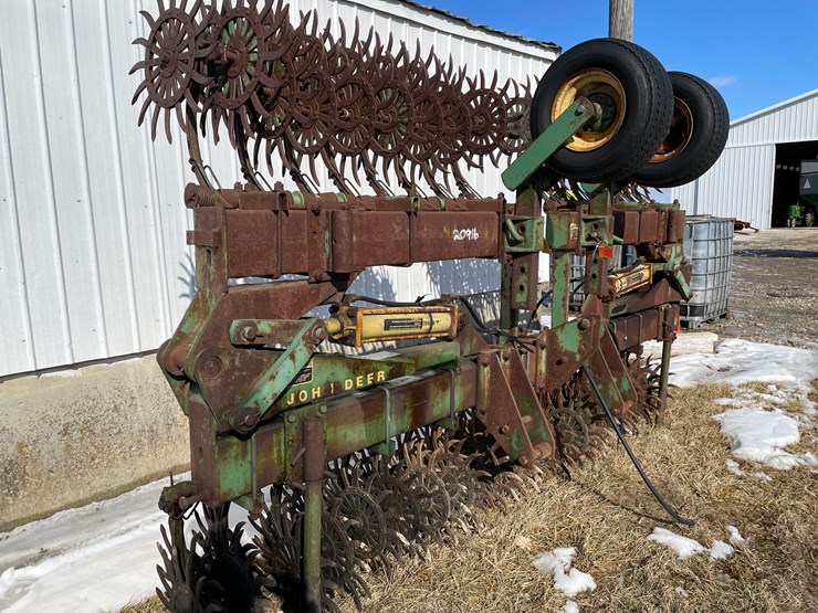 john-deere-400-image-12