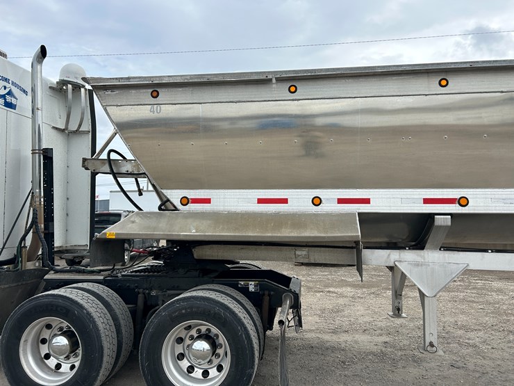 2015-travis-39-image-14