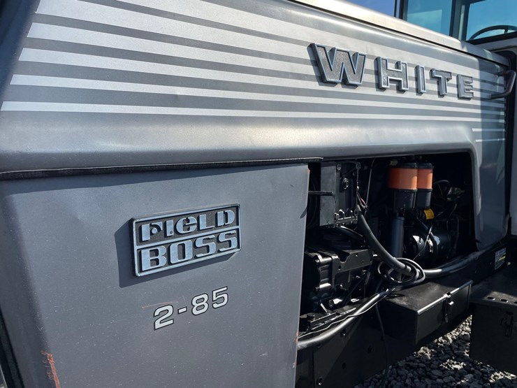 1980-white-2-85-image-3