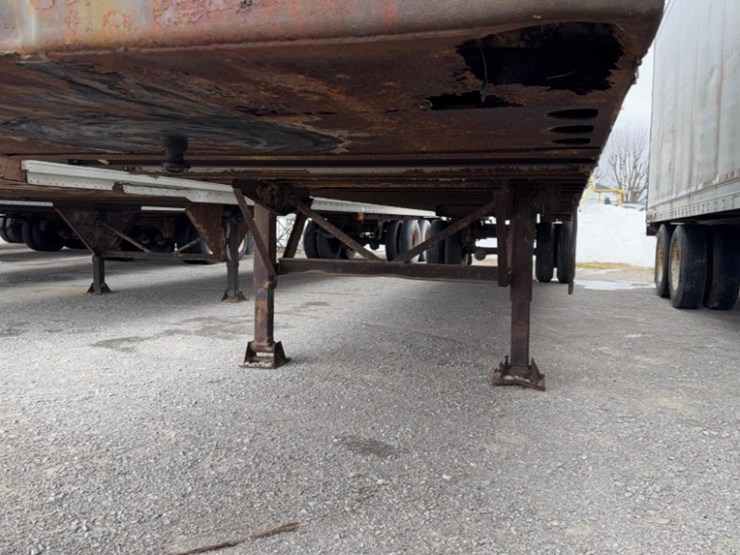 1969-fruehauf-trailer-image-4