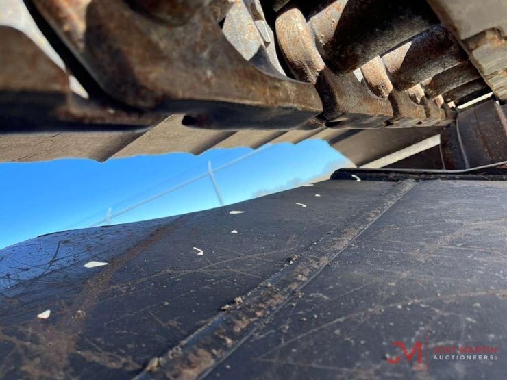 2019-caterpillar-320-image-11