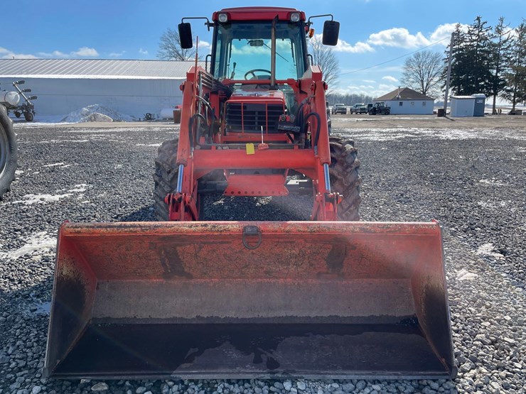 2003-kubota-m9000dtc-image-19