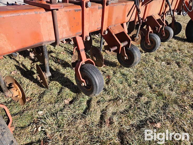 taylor-way-12r30-high-clearance-cultivator-image-16