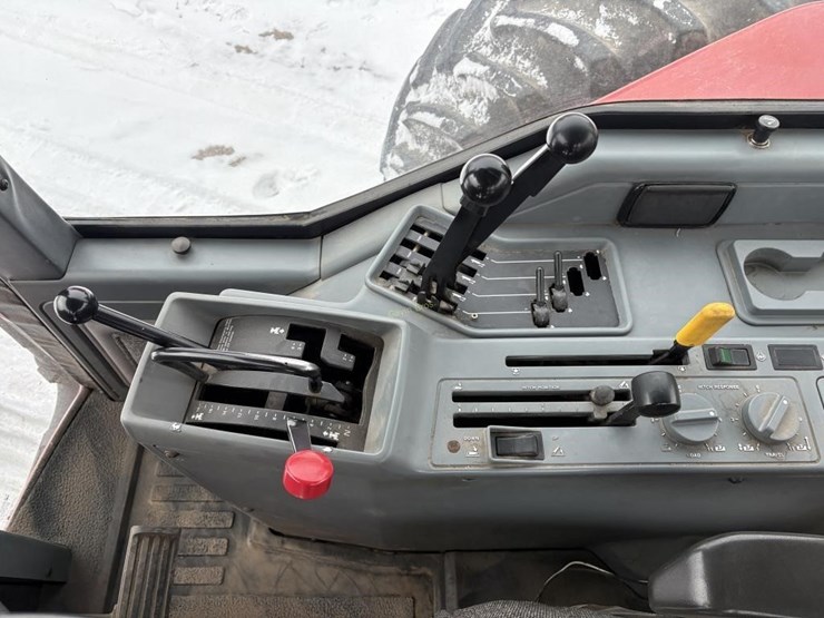 1990-case-ih-7110-image-15