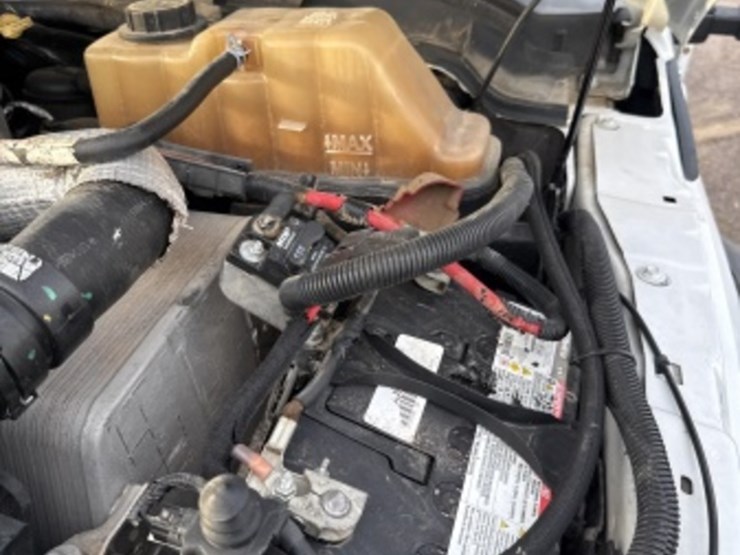 2016-ford-f550-image-17