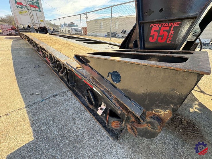 2023-fontaine-lowboy-image-67