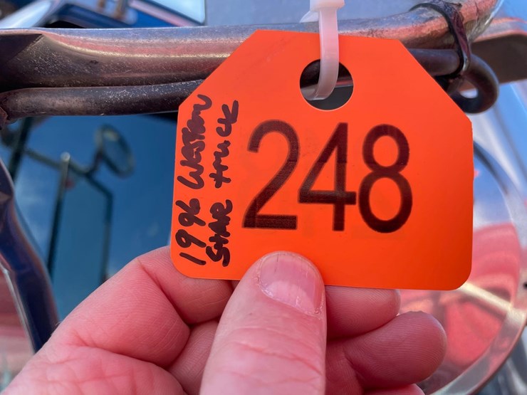 1996-western-star-4900-image-2