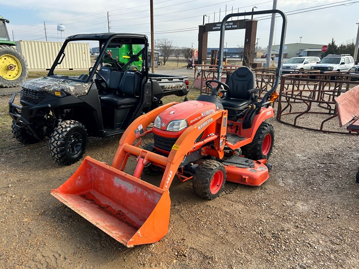 2013-kubota-bx2670-image-1