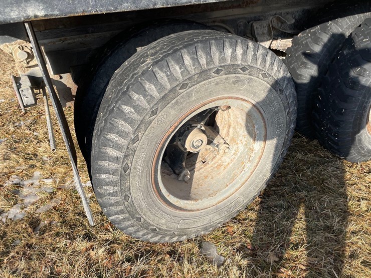 1979-gmc-7000-image-13