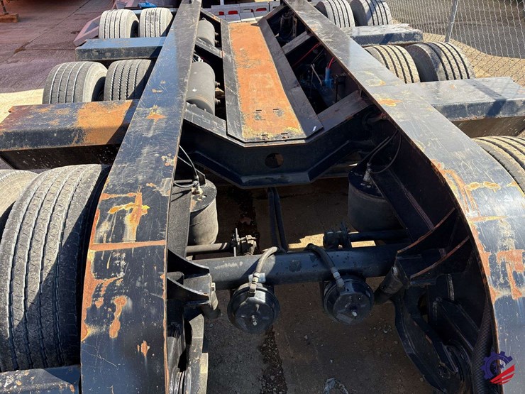 2023-fontaine-lowboy-image-40