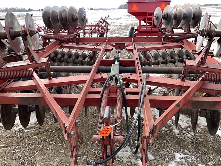 case-ih-470-image-15