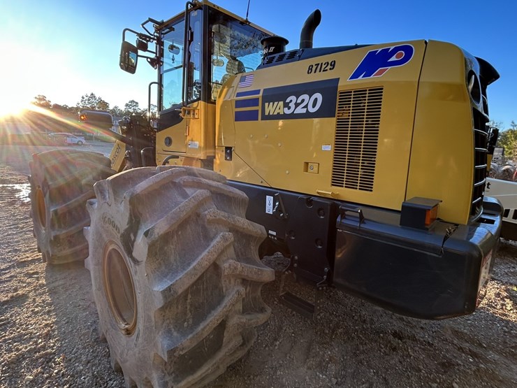 2023-komatsu-wa320-8-image-9