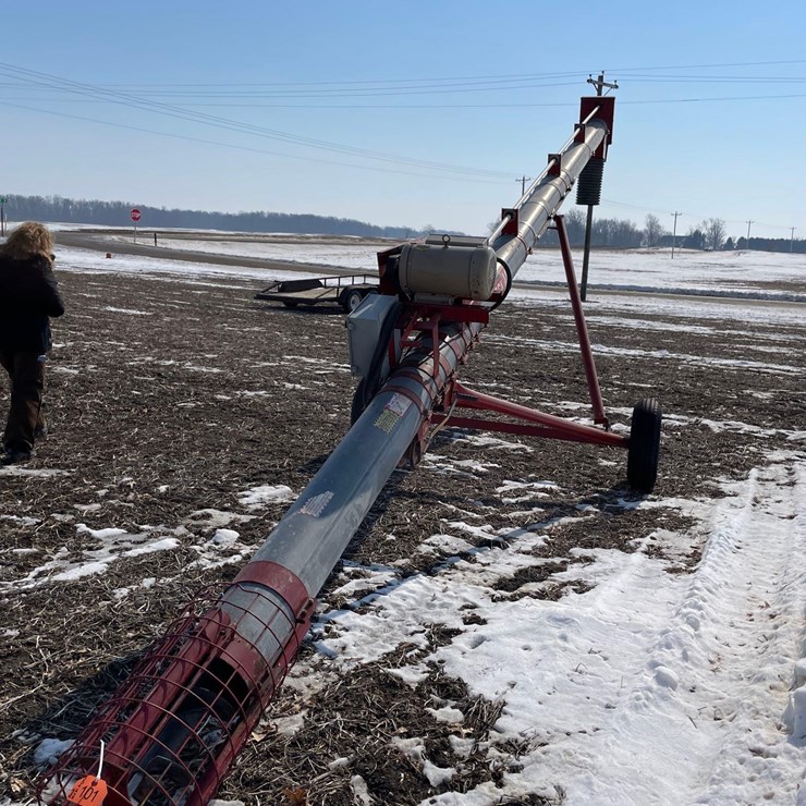 Tag #101, 10"x31' Peck load out auger