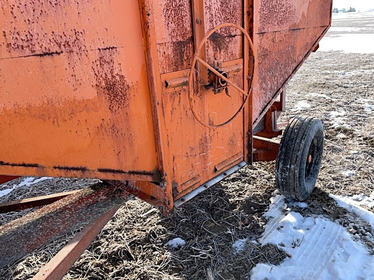 tag-#479,-85-bu-gravity-wagon-w/gear-image-8