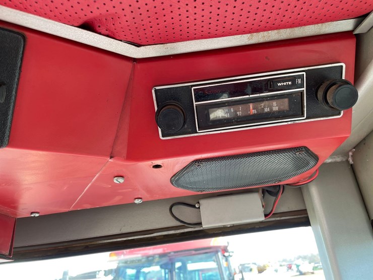 1980-white-2-85-image-29