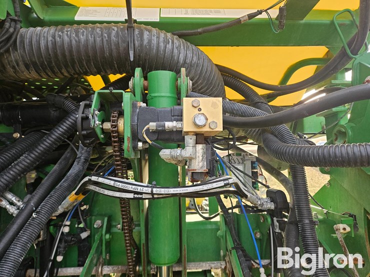 2009-john-deere-1770nt-image-20