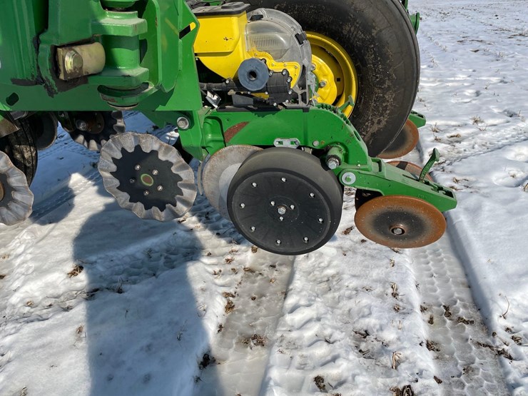 john-deere-1790-ccs-image-4