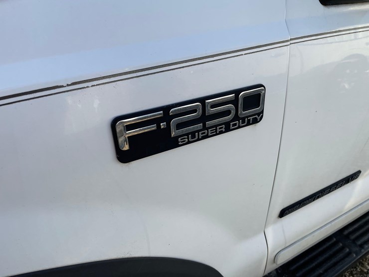 2001-ford-f250-image-3