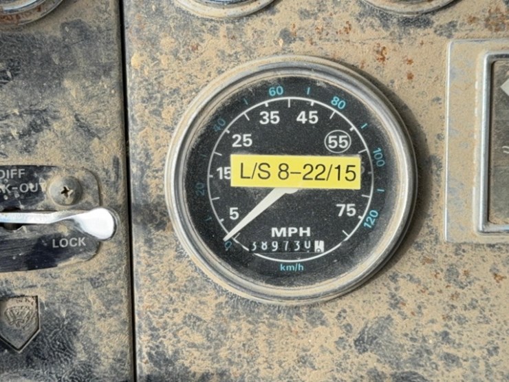 1987-ford-l8000-image-4