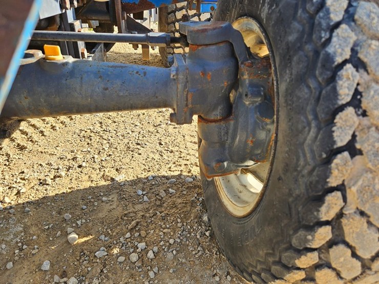 #165-•-new-holland-1630t-tractor-&-7308-loader-image-11