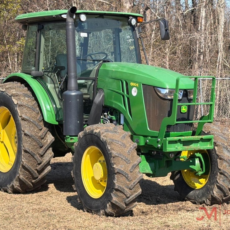 JOHN DEERE 6120E