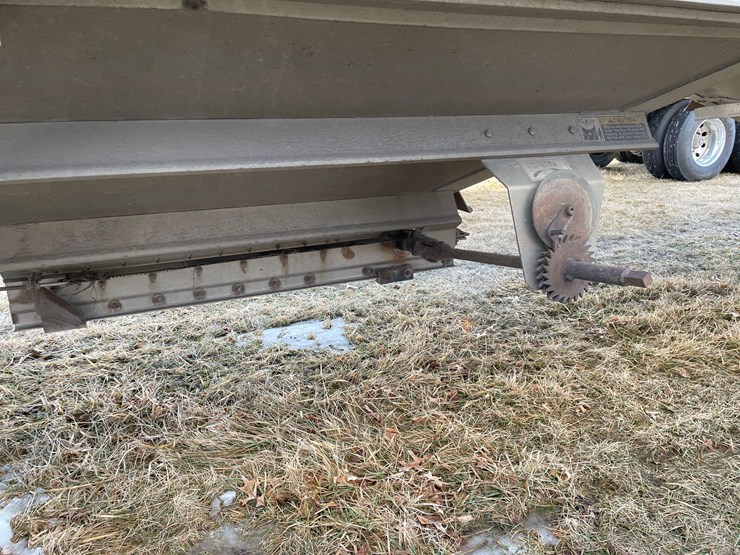 tag-#336,-2011-39'-wilson-aluminum-trailer-w/ag-hoppers-image-8