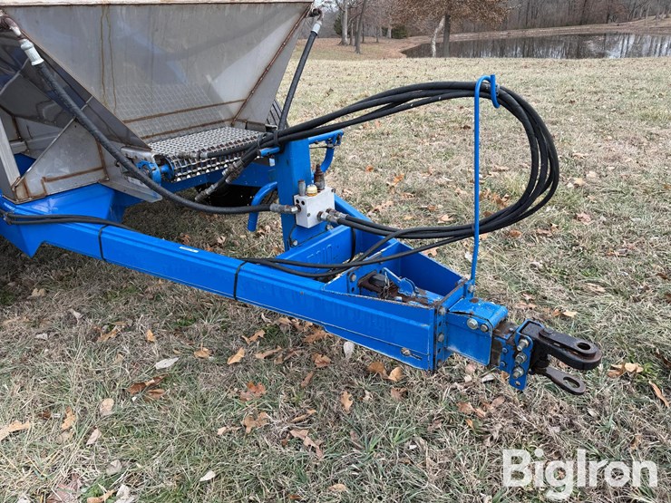 2013-doyle-t/a-8-ton-304-stainless-hopper-fertilizer/lime-spreader-image-11